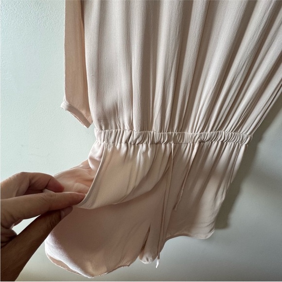 Aritzia Babaton Cream Jumpsuit , with pocket - Picture 4 of 14